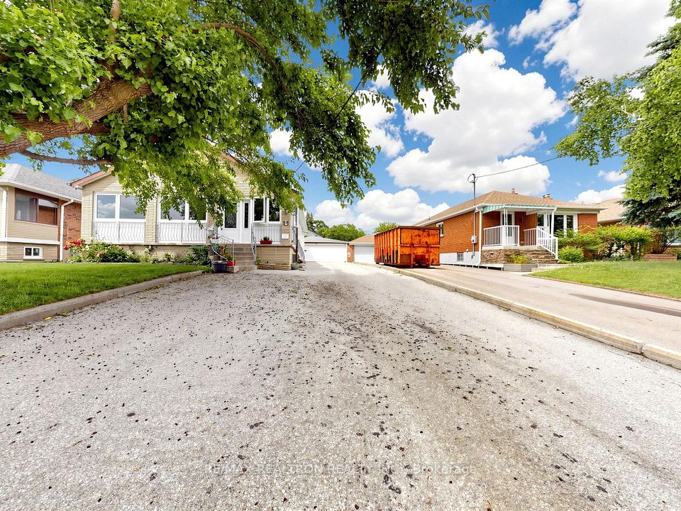 9 Clevedon Street E, Toronto, ON M3M 1M3 at 9 Clevedon Street E, Toronto, ON M3M 1M3, Toronto W05, ON, M3M 1M3