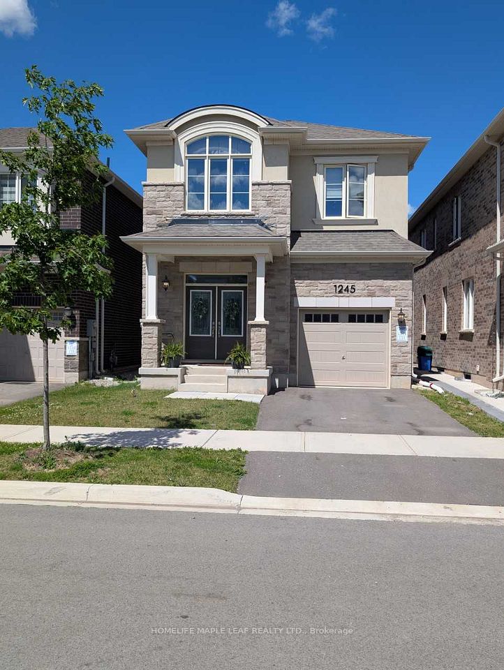 Detached at 1245 Muskoka Heights, Milton, ON L9E 1Z1, Milton