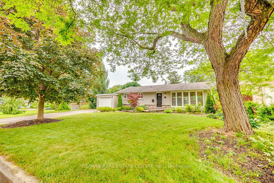 Detached at 1222 Kensington Park Road, Oakville, ON L6H 2G9, Oakville