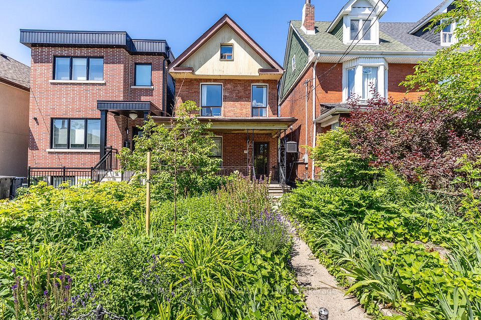 122 Emerson Avenue, Toronto, ON M6H 3T1 at 122 Emerson Avenue, Toronto, ON M6H 3T1, Toronto W02, ON, M6H 3T1