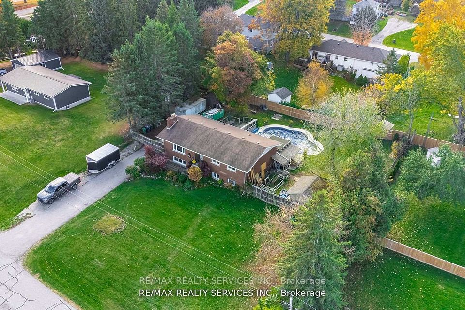 32 Caledon Street, Caledon, ON L7K 0E2 at 32 Caledon Street, Caledon, ON L7K 0E2, Caledon, ON, L7K 0E2