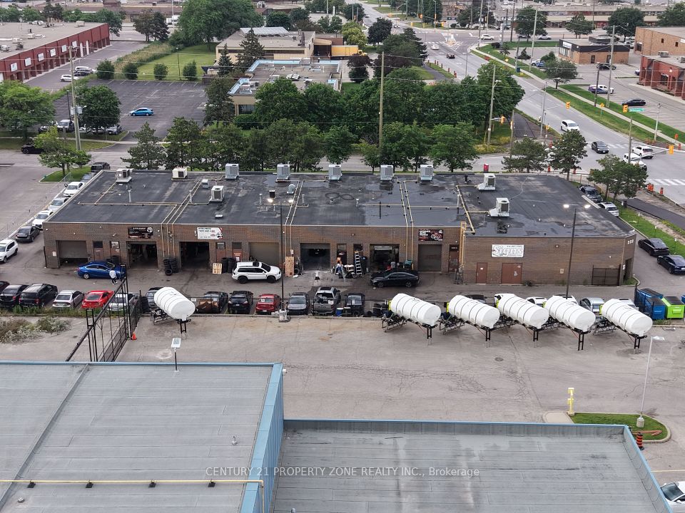 222 Advance Boulevard, Brampton, ON L6T 4Y7