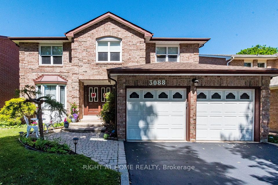 3088 Spring Creek Crescent, Mississauga, ON L5N 4R7 at 3088 Spring Creek Crescent, Mississauga, ON L5N 4R7, Mississauga, ON, L5N 4R7