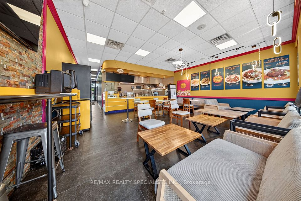 2930 Islington Avenue 3, Toronto, ON M9L 2K5