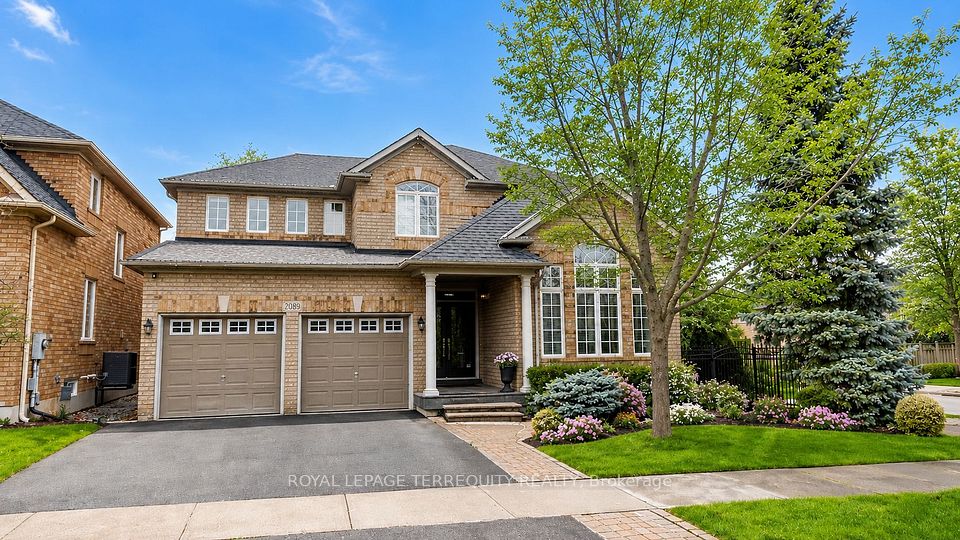Detached at 2089 Blackforest Crescent, Oakville, ON L6M 4T5, Oakville