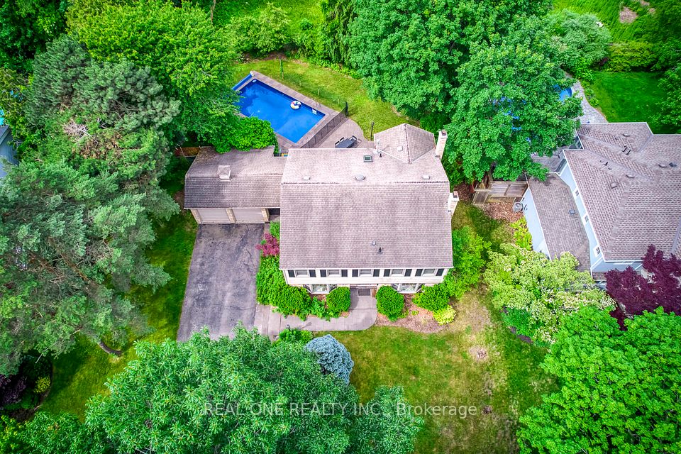 Detached at 120 Blyth Crescent, Oakville, ON L6J 5H6, Oakville