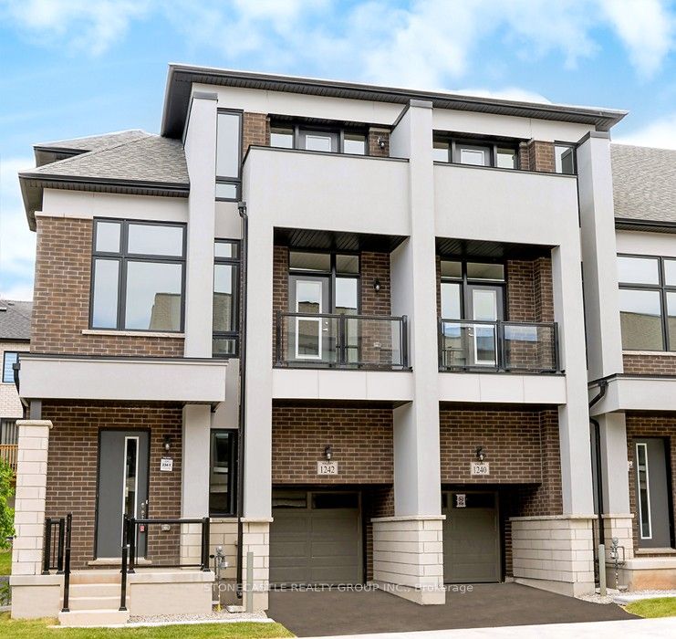 Att/Row/Townhouse at 1242 Anthonia Trail, Oakville, ON L6H 7Y6, Oakville