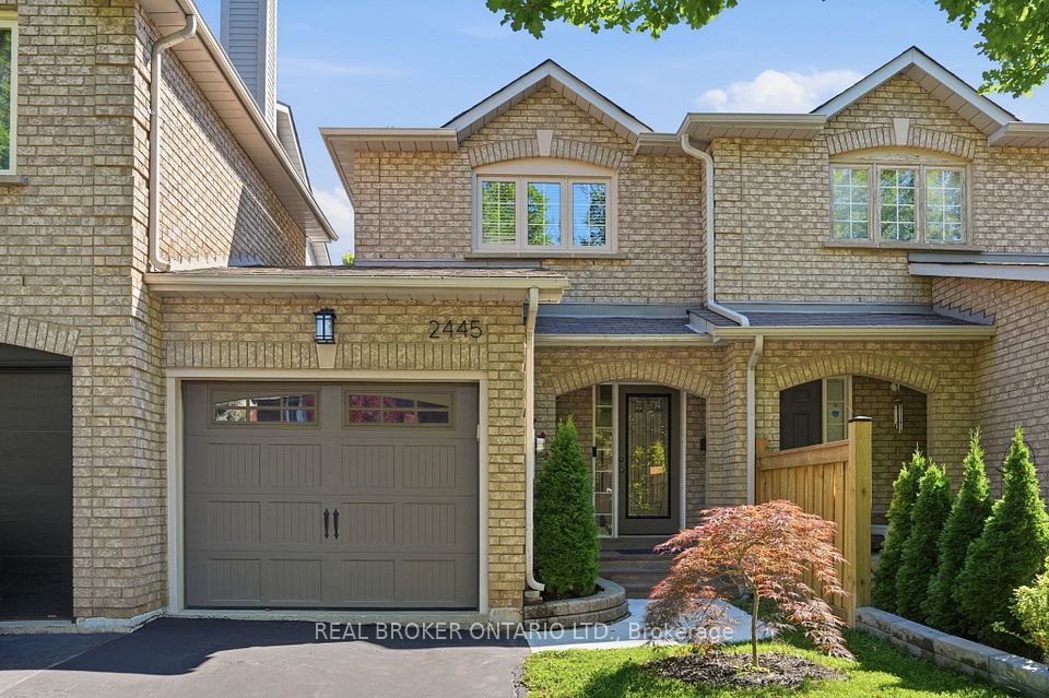 Att/Row/Townhouse at 2445 Stefi Trail, Oakville, ON L6H 5Y4, Oakville