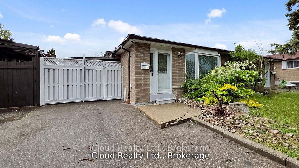 19 Flamingo Crescent, Brampton, ON L6T 2G4 at 19 Flamingo Crescent, Brampton, ON L6T 2G4, Brampton, ON, L6T 2G4