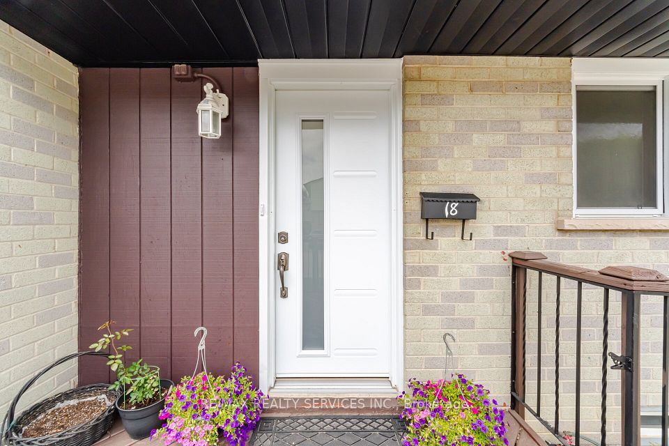 18 Gold Pine Court, Brampton, ON L6S 2K6 at 18 Gold Pine Court, Brampton, ON L6S 2K6, Brampton, ON, L6S 2K6