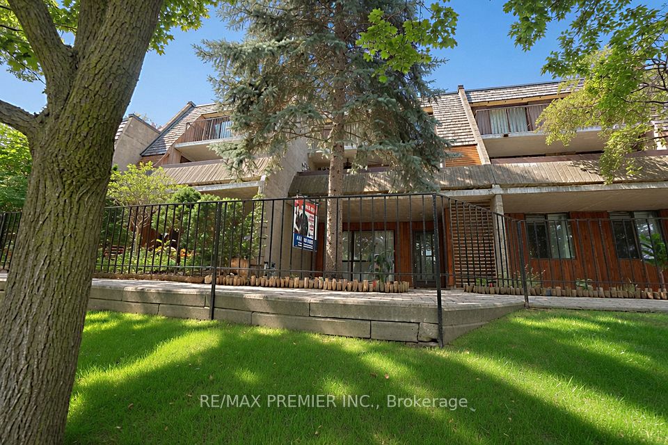 1250 Mississauga Valley Boulevard 51, Mississauga, ON L5A 3R6 at 1250 Mississauga Valley Boulevard 51, Mississauga, ON L5A 3R6, Mississauga, ON, L5A 3R6