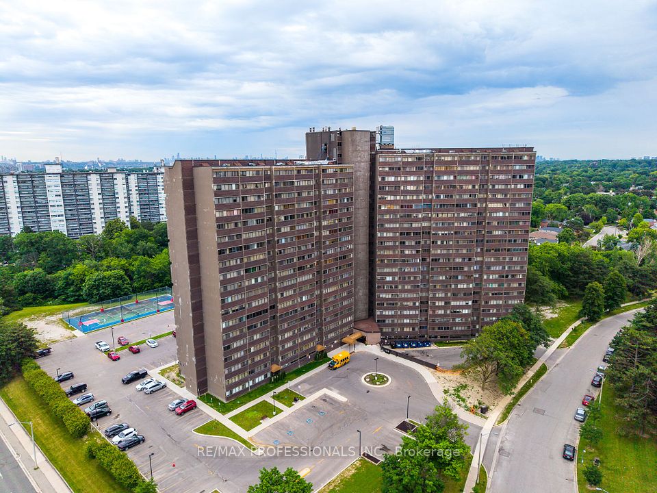 11 Wincott Drive 1208, Toronto, ON M9R 2R9 at 11 Wincott Drive 1208, Toronto, ON M9R 2R9, Toronto W09, ON, M9R 2R9