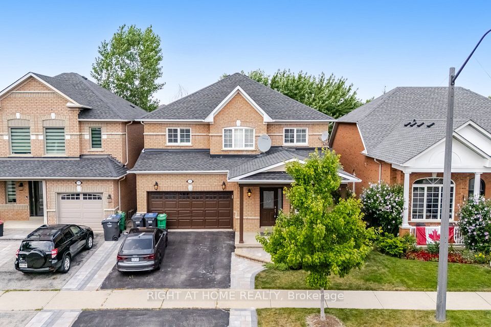 3737 Brinwood Gate, Mississauga, ON L5M 7G9 at 3737 Brinwood Gate, Mississauga, ON L5M 7G9, Mississauga, ON, L5M 7G9