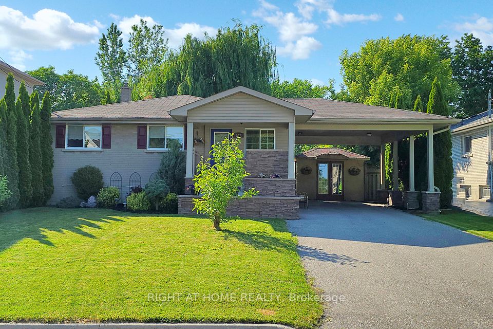 907 Fourth Street, Mississauga, ON L5E 1J8 at 907 Fourth Street, Mississauga, ON L5E 1J8, Mississauga, ON, L5E 1J8