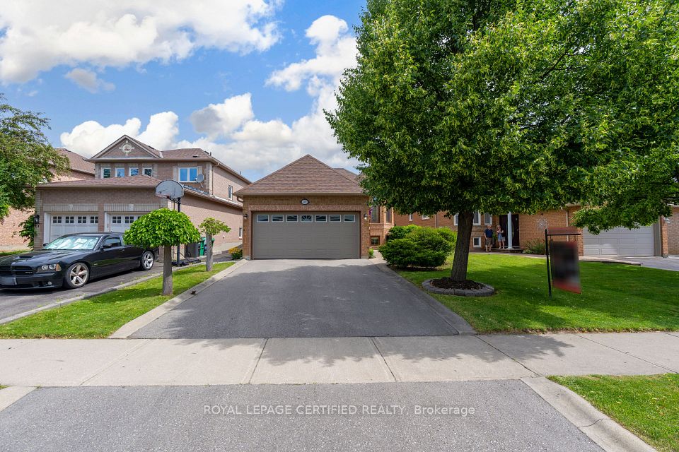 45 Springview Drive, Brampton, ON L6X 4M3 at 45 Springview Drive, Brampton, ON L6X 4M3, Brampton, ON, L6X 4M3