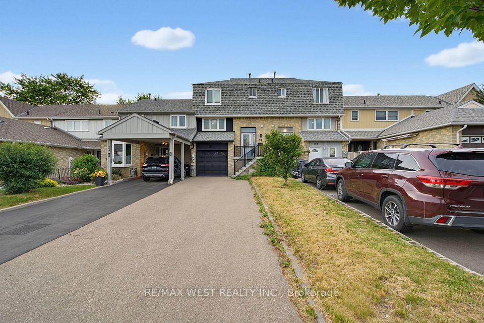 24 Primrose Crescent, Brampton, ON L6Z 1E2 at 24 Primrose Crescent, Brampton, ON L6Z 1E2, Brampton, ON, L6Z 1E2