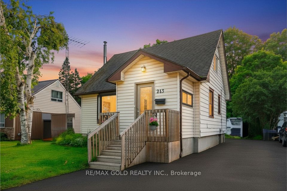 213 Mason Boulevard, Halton Hills, ON L7J 1A7 at 213 Mason Boulevard, Halton Hills, ON L7J 1A7, Halton Hills, ON, L7J 1A7