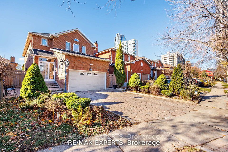 482 Malaga Road, Mississauga, ON L5B 3W2 at 482 Malaga Road, Mississauga, ON L5B 3W2, Mississauga, ON, L5B 3W2