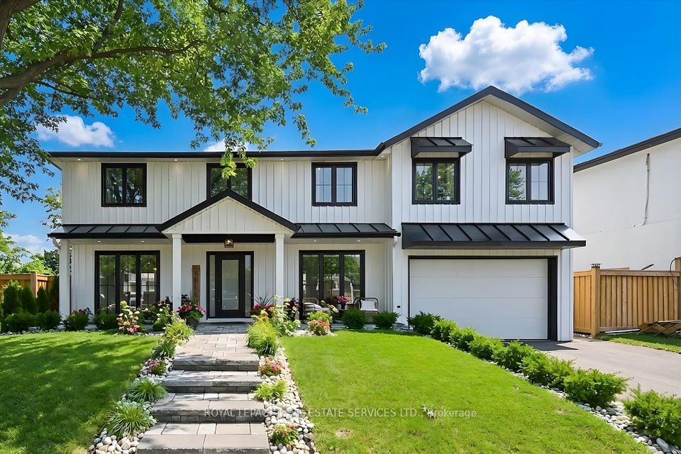 2212 Urwin Crescent, Oakville, ON L6L 2T2 at 2212 Urwin Crescent, Oakville, ON L6L 2T2, Oakville, ON, L6L 2T2