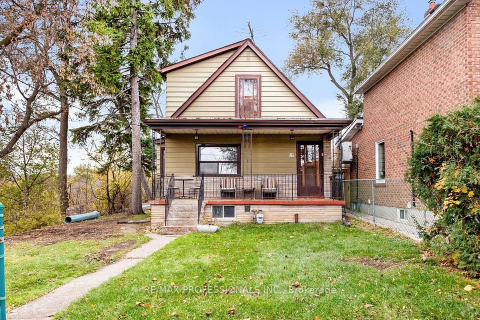16 Cliff Street, Toronto, ON M6N 4L6 at 16 Cliff Street, Toronto, ON M6N 4L6, Toronto W03, ON, M6N 4L6