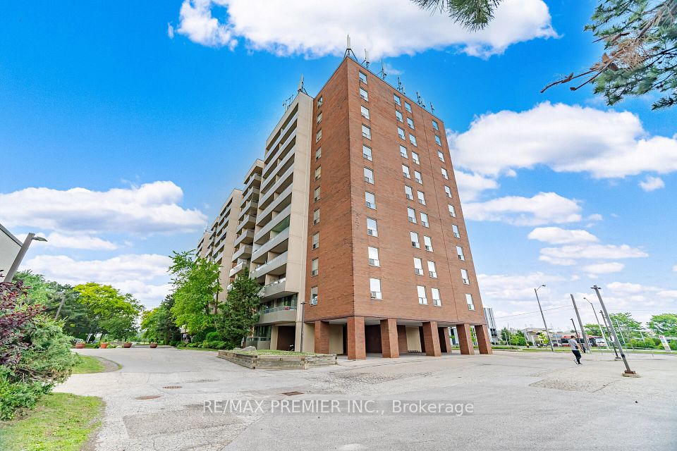 1 Four Winds Drive 701, Toronto, ON M3J 2T1 at 1 Four Winds Drive 701, Toronto, ON M3J 2T1, Toronto W05, ON, M3J 2T1