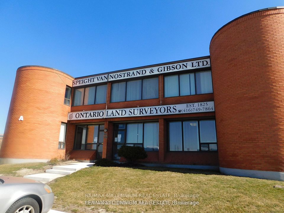 750 Oakdale Road 65-66( Second floor), Toronto, ON M3N 2Z4