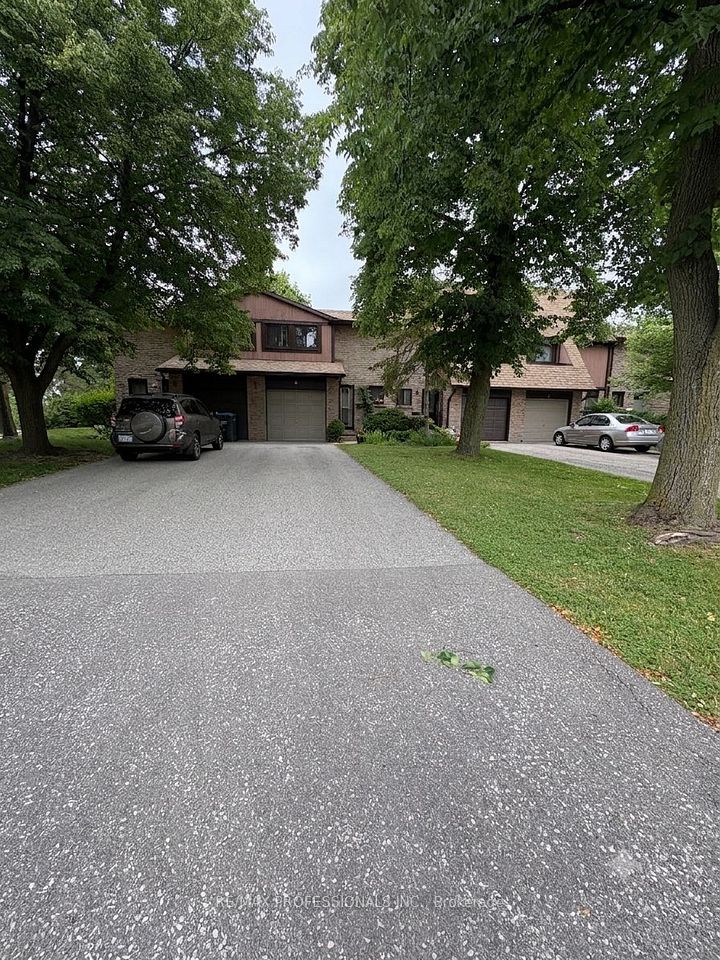 3345 Silverado Drive #2, Mississauga, ON L5A 2V1 at 3345 Silverado Drive #2, Mississauga, ON L5A 2V1, Mississauga, ON, L5A 2V1