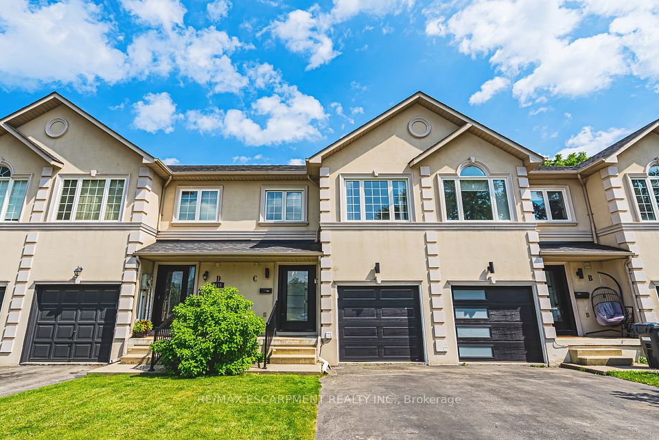 2116 Prospect Street C, Burlington, ON L7R 1Y9 at 2116 Prospect Street C, Burlington, ON L7R 1Y9, Burlington, ON, L7R 1Y9