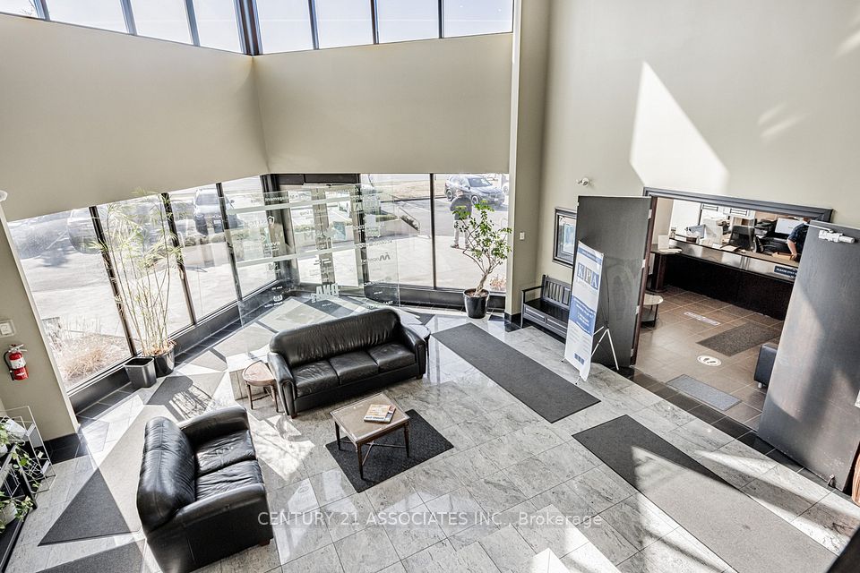 200 Matheson Boulevard W 103, Mississauga, ON L5R 3L7