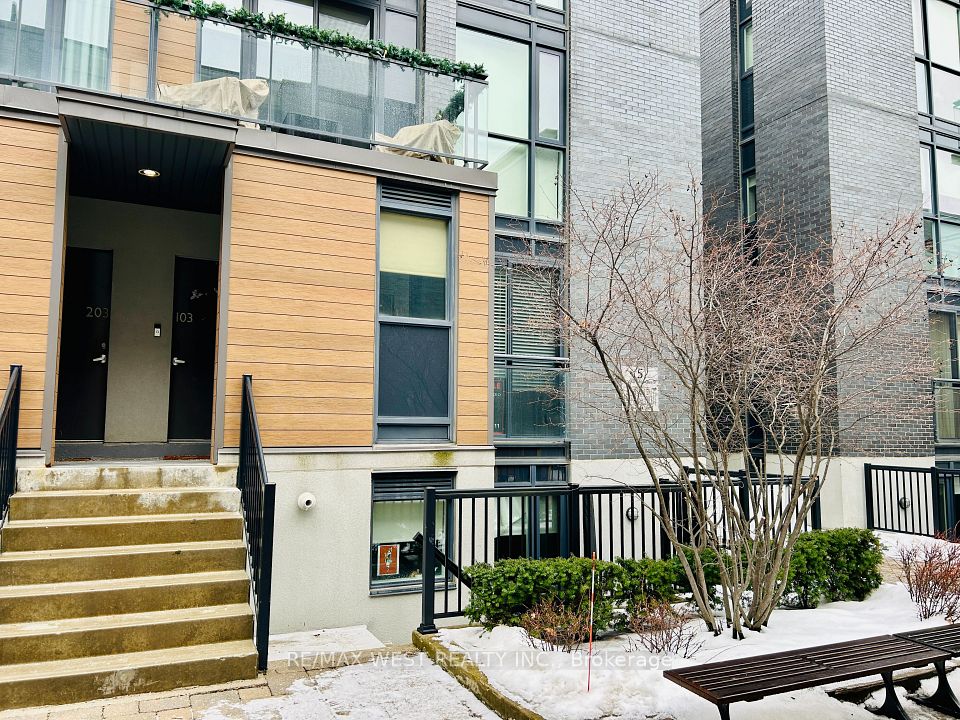 5 Sousa Mendes Street 102, Toronto, ON M6P 0A8 at 5 Sousa Mendes Street 102, Toronto, ON M6P 0A8, Toronto W02, ON, M6P 0A8