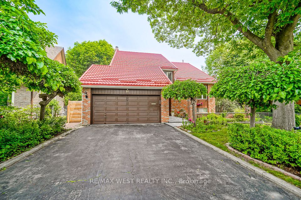 18 Trillium Court, Brampton, ON L6S 3L8 at 18 Trillium Court, Brampton, ON L6S 3L8, Brampton, ON, L6S 3L8