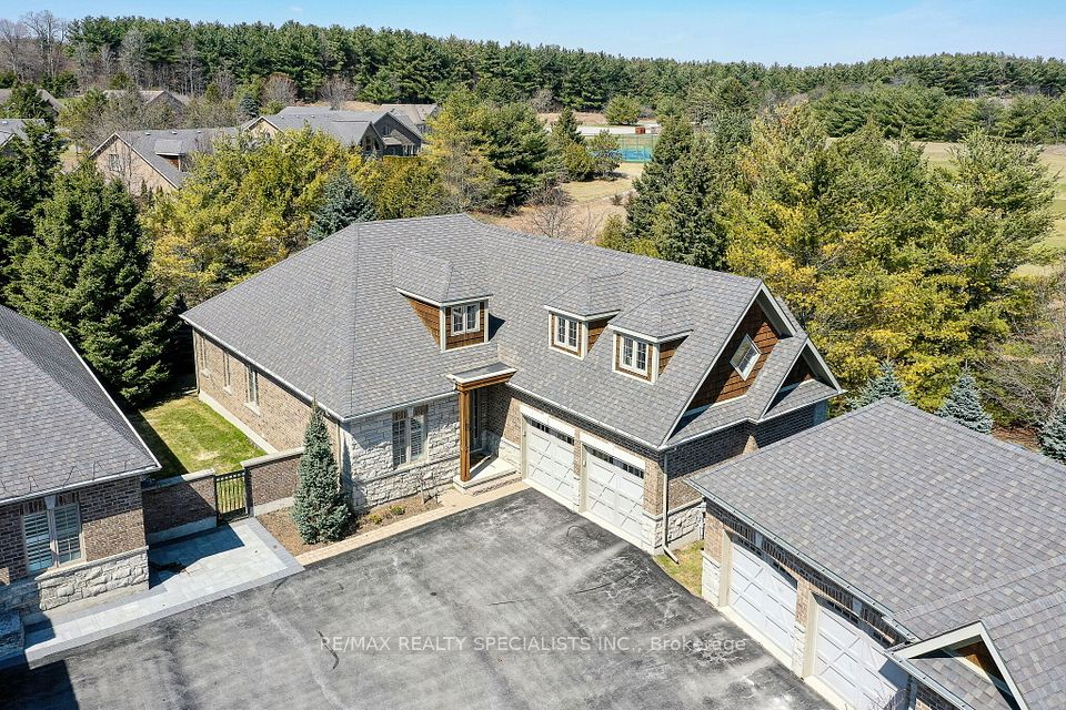 3 Reddington Drive 2, Caledon, ON L7E 4C4 at 3 Reddington Drive 2, Caledon, ON L7E 4C4, Caledon, ON, L7E 4C4
