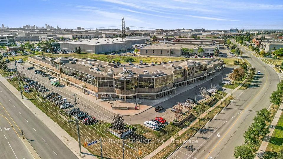 6660 Kennedy Road 8, Mississauga, ON L5T 2M9