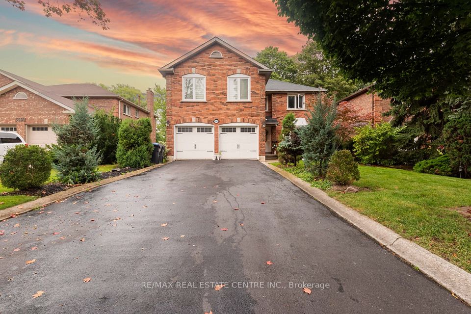3683 East Park Court, Mississauga, ON L5L 4V6 at 3683 East Park Court, Mississauga, ON L5L 4V6, Mississauga, ON, L5L 4V6