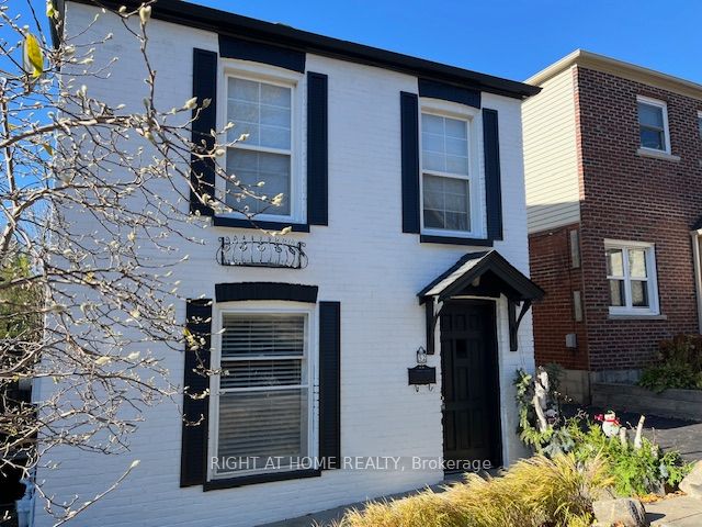 52 Beresford Avenue, Toronto, ON M6S 3A8 at 52 Beresford Avenue, Toronto, ON M6S 3A8, Toronto W01, ON, M6S 3A8
