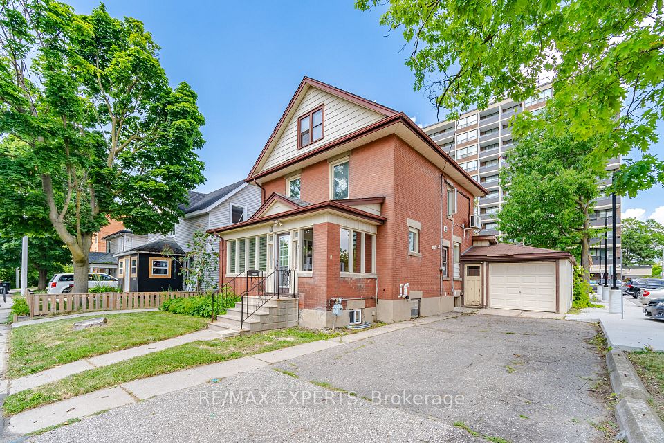 3 Maple Avenue, Brampton, ON L6V 1R7 at 3 Maple Avenue, Brampton, ON L6V 1R7, Brampton, ON, L6V 1R7