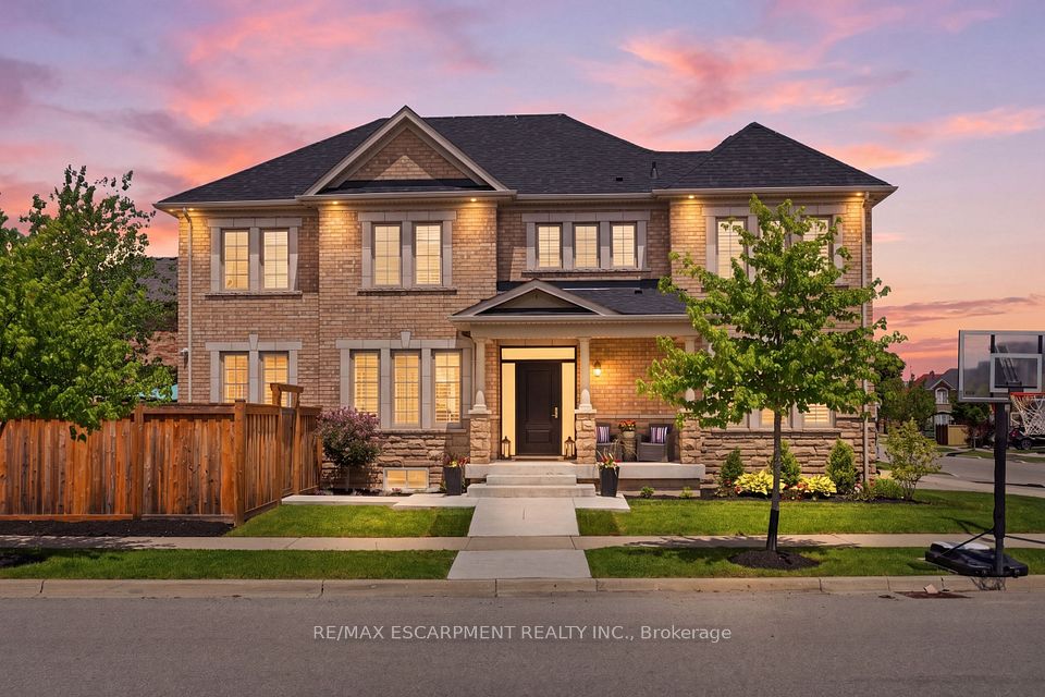 4645 Doug Wright Drive, Burlington, ON L7M 0L3 at 4645 Doug Wright Drive, Burlington, ON L7M 0L3, Burlington, ON, L7M 0L3