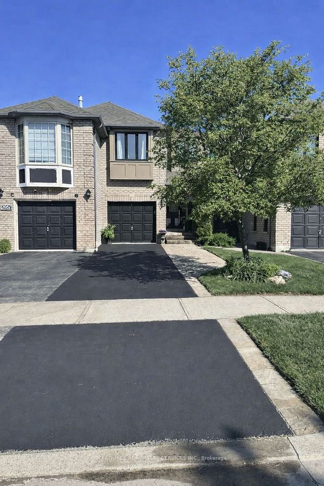 2081 Golden Orchard Trail, Oakville, ON L6M 3W8 at 2081 Golden Orchard Trail, Oakville, ON L6M 3W8, Oakville, ON, L6M 3W8