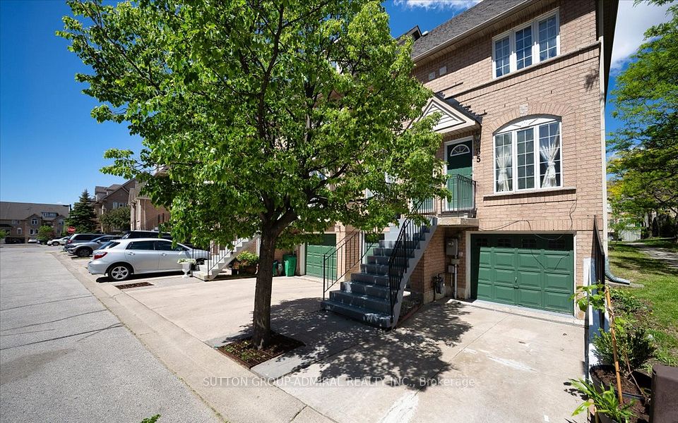 75 Strathaven Drive 35, Mississauga, ON L5R 3W1 at 75 Strathaven Drive 35, Mississauga, ON L5R 3W1, Mississauga, ON, L5R 3W1