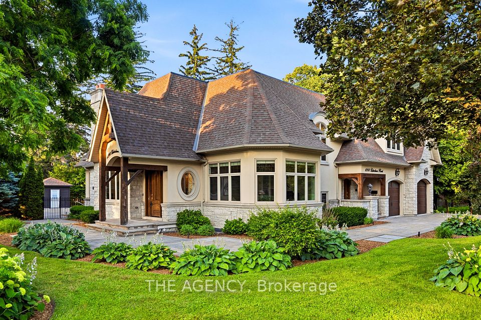 1098 Lakeshore Road W, Oakville, ON L6L 1E9 at 1098 Lakeshore Road W, Oakville, ON L6L 1E9, Oakville, ON, L6L 1E9