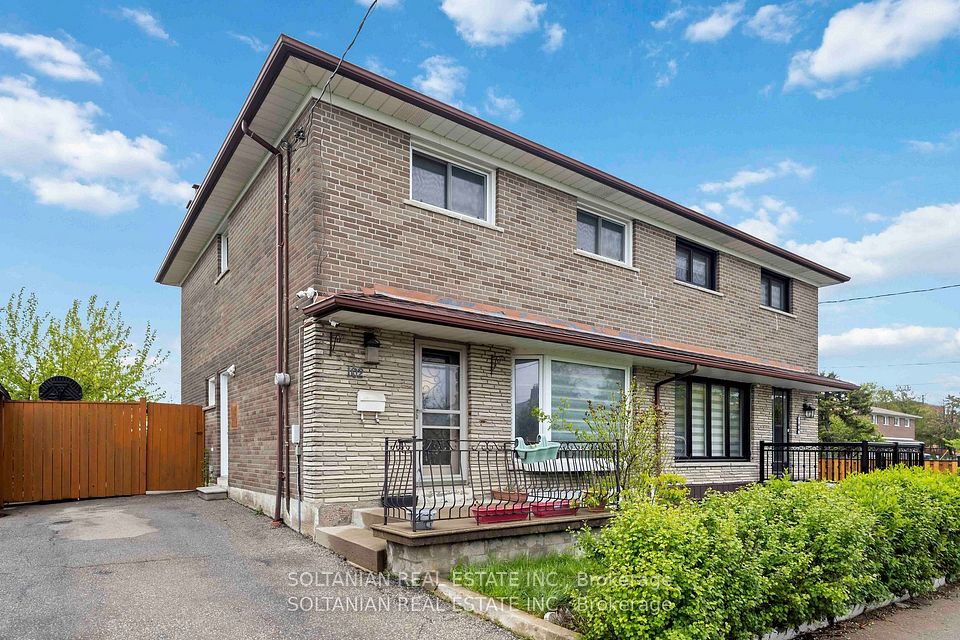 102 Elnathan Crescent, Toronto, ON M9L 2G1 at 102 Elnathan Crescent, Toronto, ON M9L 2G1, Toronto W05, ON, M9L 2G1