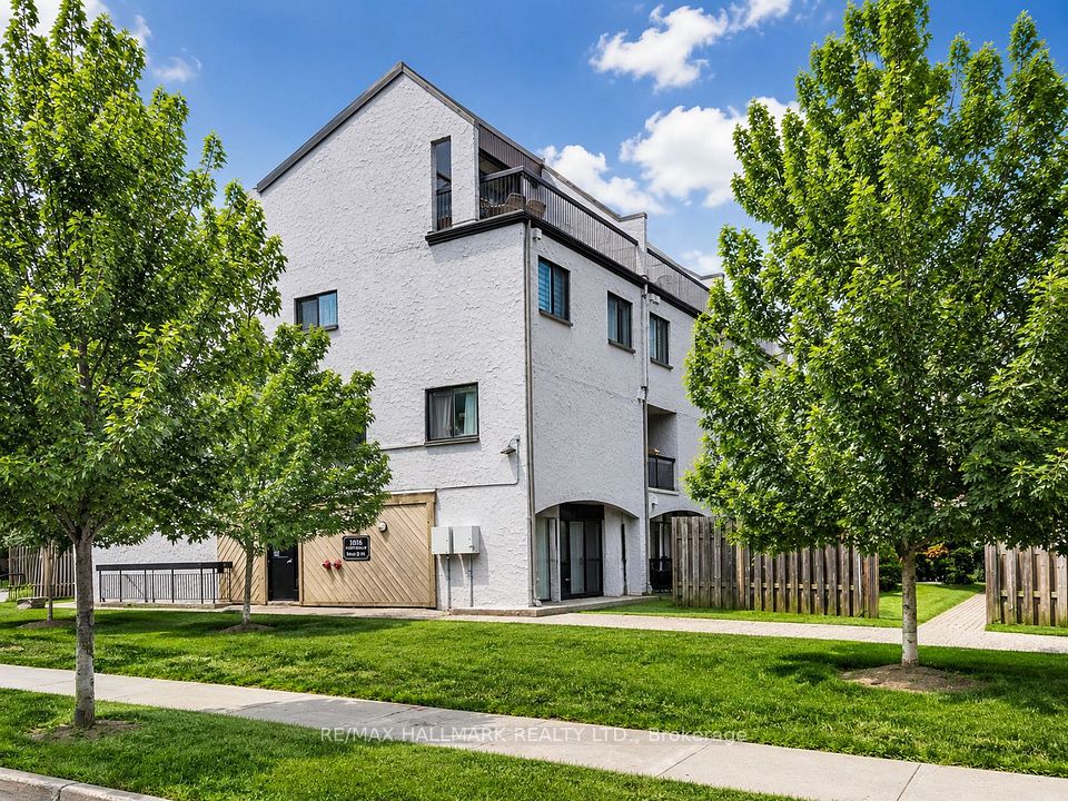 1016 Falgarwood Drive 40, Oakville, ON L6H 2P5 at 1016 Falgarwood Drive 40, Oakville, ON L6H 2P5, Oakville, ON, L6H 2P5