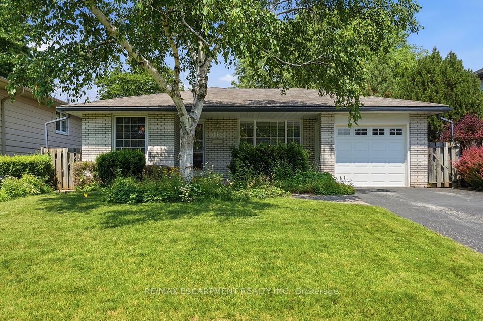 5155 Idlewood Crescent, Burlington, ON L7L 3Y5 at 5155 Idlewood Crescent, Burlington, ON L7L 3Y5, Burlington, ON, L7L 3Y5