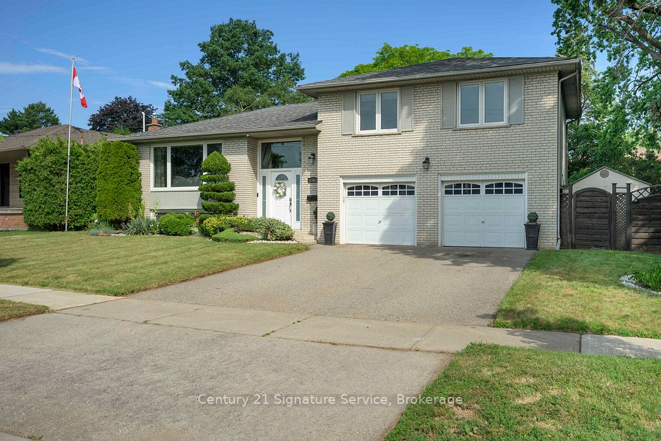 1563 Brentano Boulevard, Mississauga, ON L4X 1A5 at 1563 Brentano Boulevard, Mississauga, ON L4X 1A5, Mississauga, ON, L4X 1A5