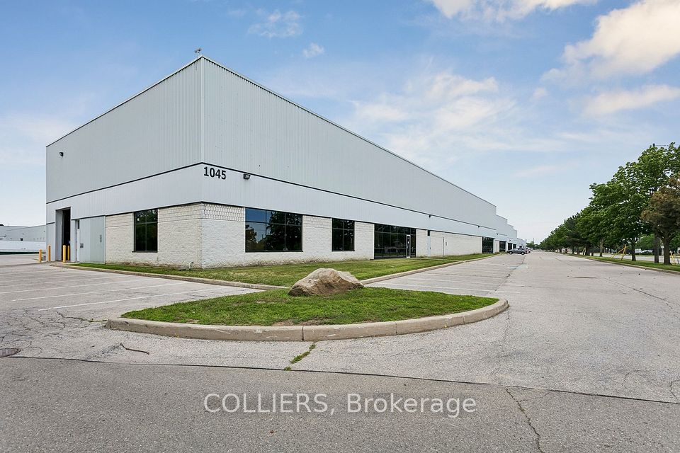 1045 Middlegate Road, Mississauga, ON L4Y 3Y4