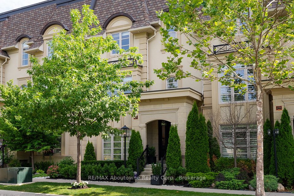 253 Hanover Street, Oakville, ON L6K 0H3 at 253 Hanover Street, Oakville, ON L6K 0H3, Oakville, ON, L6K 0H3