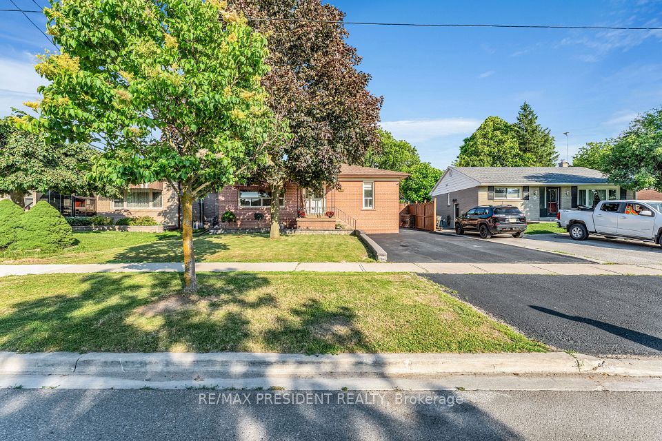 163 Prince Charles Drive, Halton Hills, ON L7G 3W1 at 163 Prince Charles Drive, Halton Hills, ON L7G 3W1, Halton Hills, ON, L7G 3W1