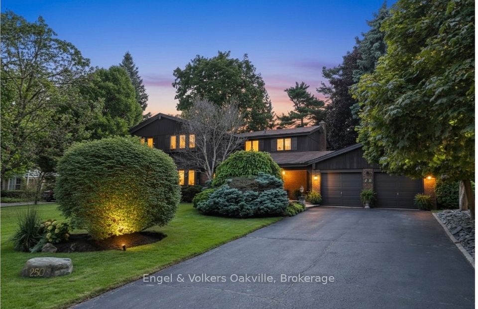 250 Gatestone Avenue, Oakville, ON L6J 5R9 at 250 Gatestone Avenue, Oakville, ON L6J 5R9, Oakville, ON, L6J 5R9
