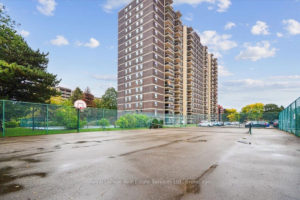 966 Inverhouse Drive 812, Mississauga, ON L5J 4B6 at 966 Inverhouse Drive 812, Mississauga, ON L5J 4B6, Mississauga, ON, L5J 4B6