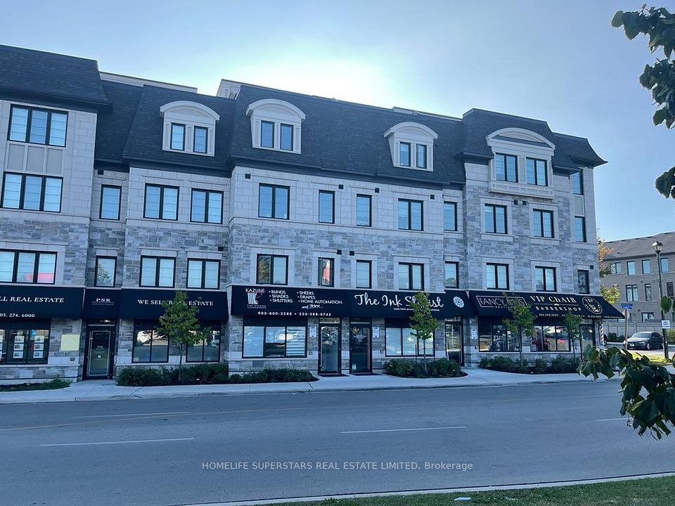 563 Lakeshore Road E, Mississauga, ON L5G 0A8